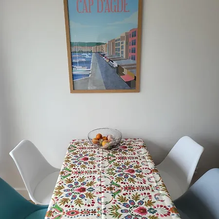 Le Pharo Apartment *