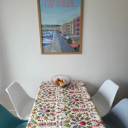 Le Pharo Apartment *