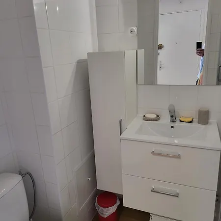 Le Pharo Apartment *