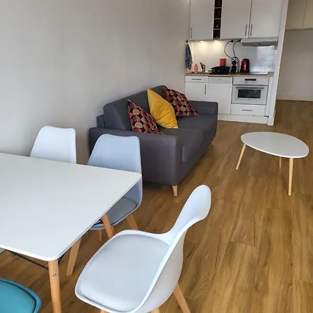 Apartment Le Pharo *