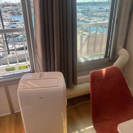 Le Pharo Apartment