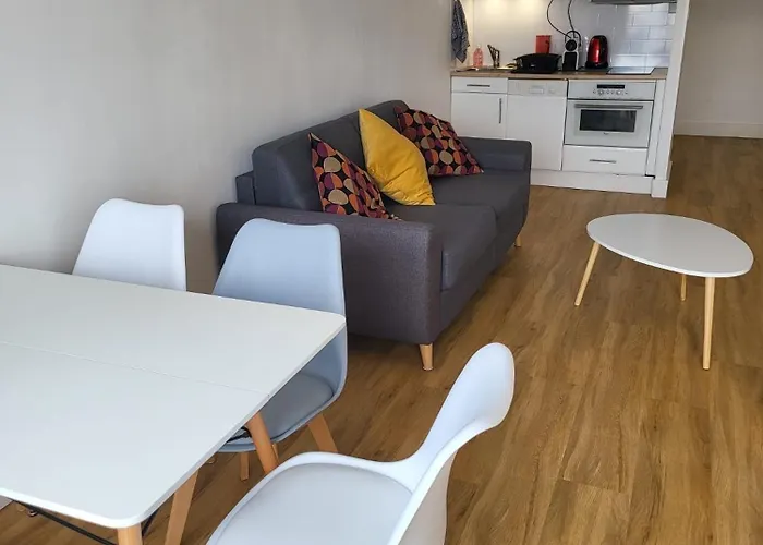 Apartment Le Pharo *